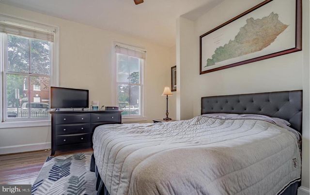 1133 D ST NE, Washington, DC 20002