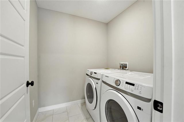 1201 Sendera Trail, Raymore, MO 64083