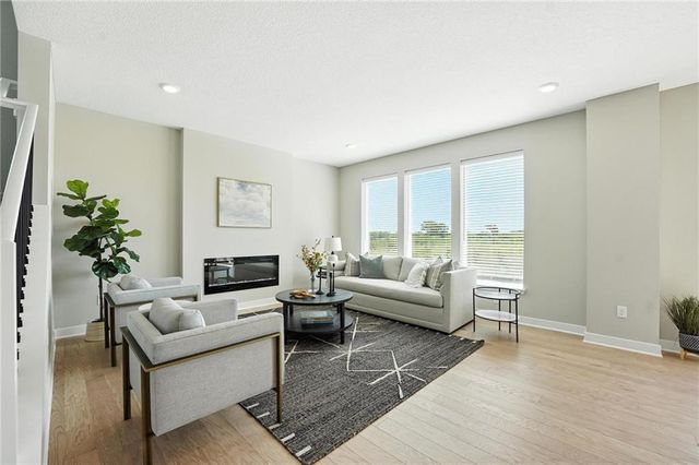 1201 Sendera Trail, Raymore, MO 64083