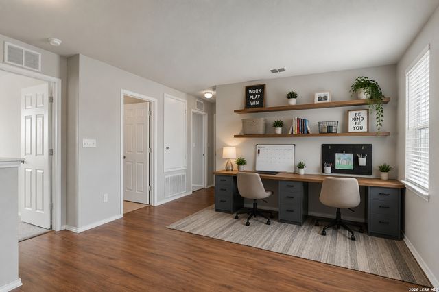 10127 ROUND RDG, San Antonio, TX 78254