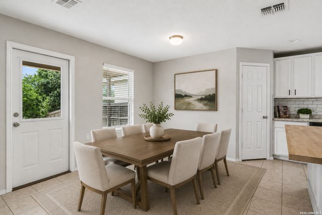 10127 ROUND RDG, San Antonio, TX 78254