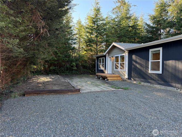 20403 Crane Place, Ocean Park, WA 98640