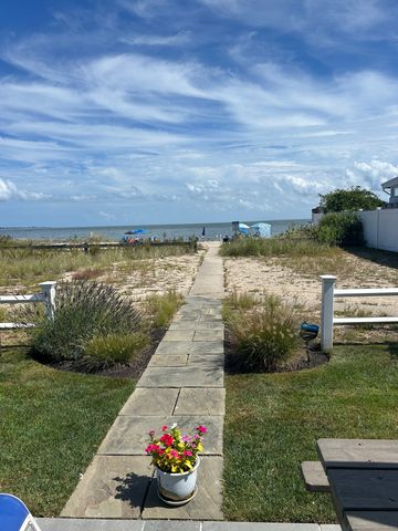 19 Underway Drive, Westbrook, CT 06498