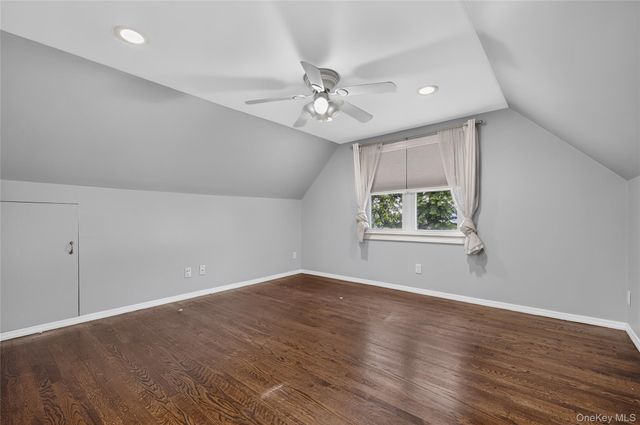 175 Wardwell Road, Mineola, NY 11501