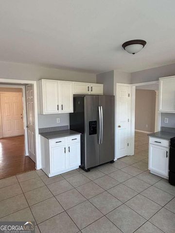 370 Darter Run, Kennesaw, GA 30144