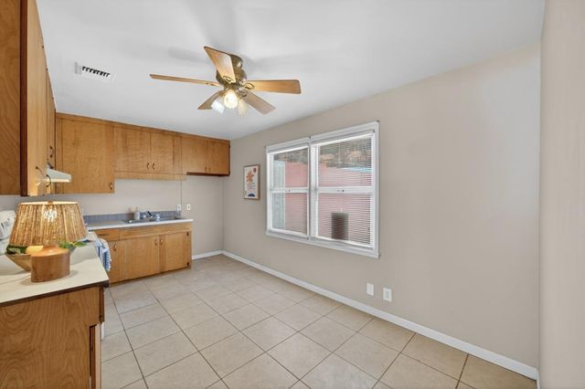 4830 Del Norte Blvd, Sacramento, CA 95820