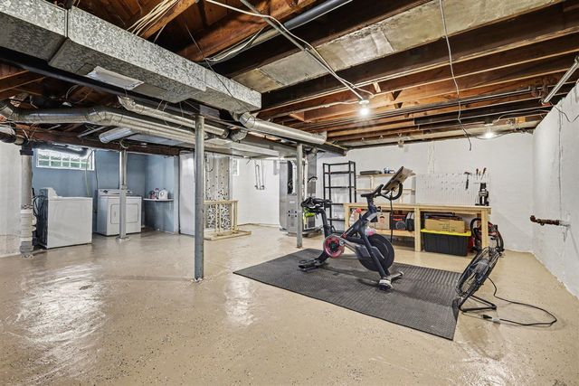 225 Lawndale Avenue, Grand Rapids, MI 49503