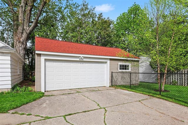 225 Lawndale Avenue, Grand Rapids, MI 49503
