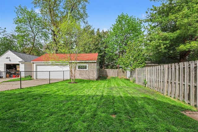 225 Lawndale Avenue, Grand Rapids, MI 49503