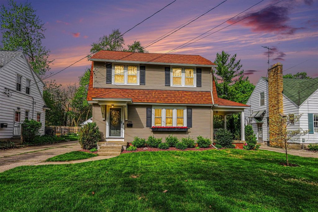 225 Lawndale Avenue, Grand Rapids, MI 49503