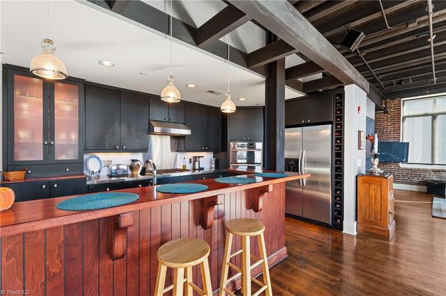 1 W 5th Street 301, Winston-salem, NC 27101