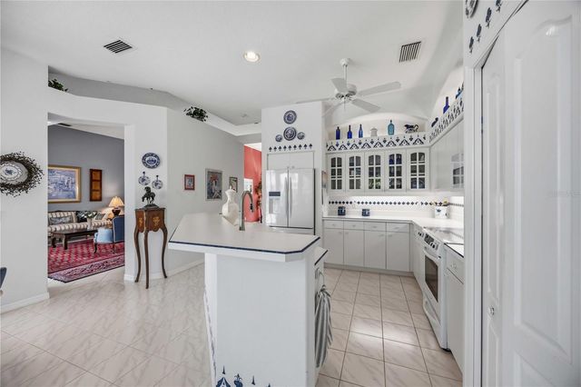 2046 TIMUCUA TRAIL, Nokomis, FL 34275