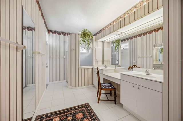 2046 TIMUCUA TRAIL, Nokomis, FL 34275