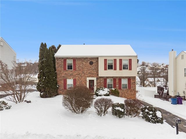 440 Shelbourne Dr, Plum Boro, PA 15239