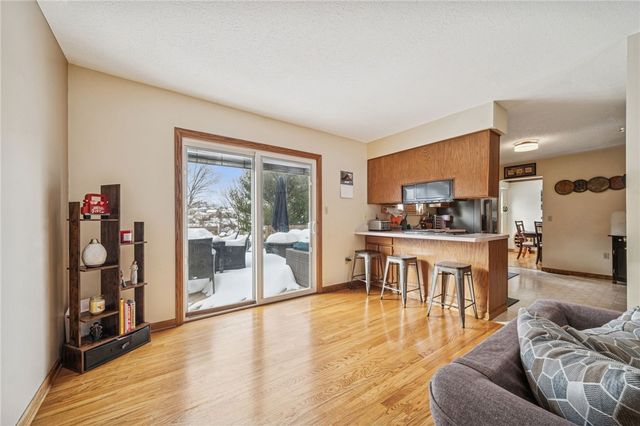 440 Shelbourne Dr, Plum Boro, PA 15239