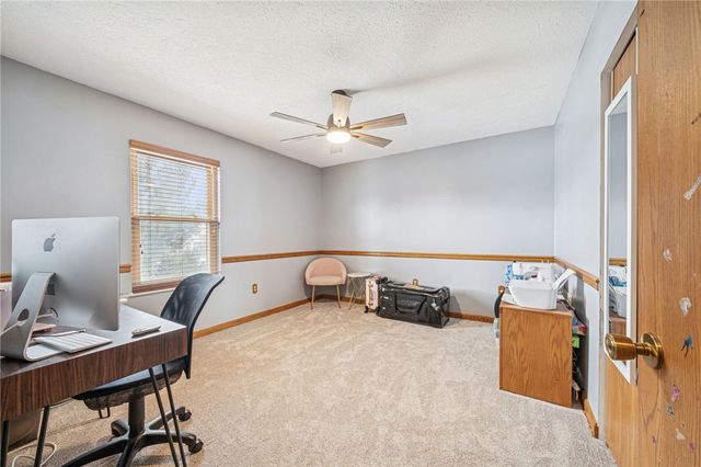 440 Shelbourne Dr, Plum Boro, PA 15239