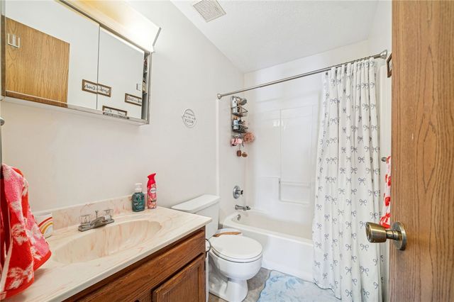 440 Shelbourne Dr, Plum Boro, PA 15239