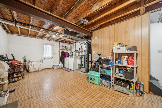 440 Shelbourne Dr, Plum Boro, PA 15239