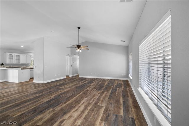 901 Laguna Street, Pahrump, NV 89048