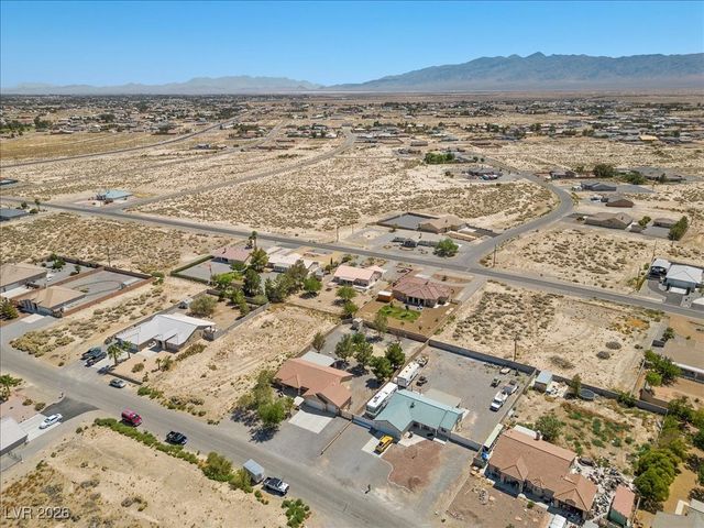 901 Laguna Street, Pahrump, NV 89048