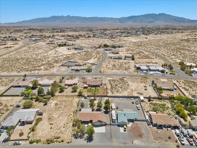 901 Laguna Street, Pahrump, NV 89048