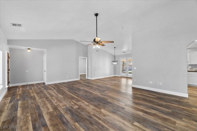 901 Laguna Street, Pahrump, NV 89048