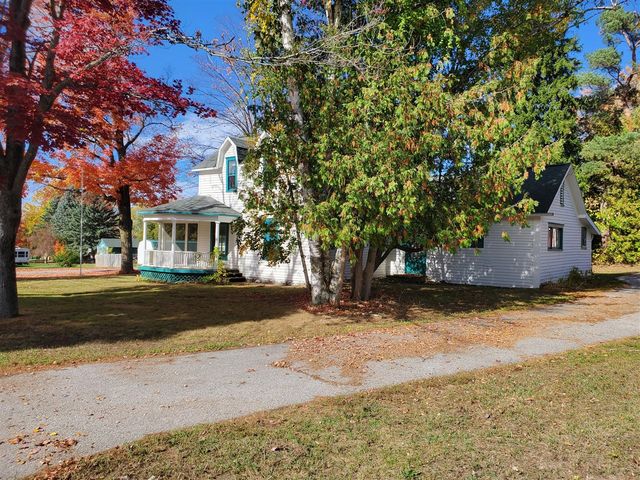 306 N Carland Street, Marion, MI 49665