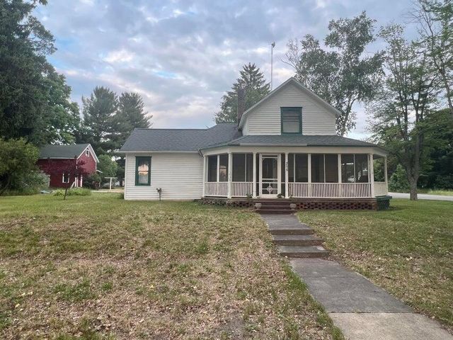 306 N Carland Street, Marion, MI 49665