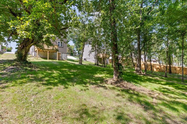 921 2nd Street NE, Cleveland, TN 37311
