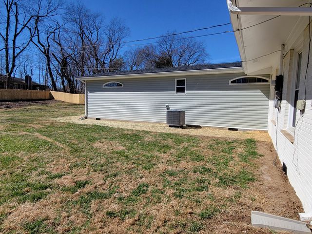 722 Seattle Drive, Lexington, KY 40503