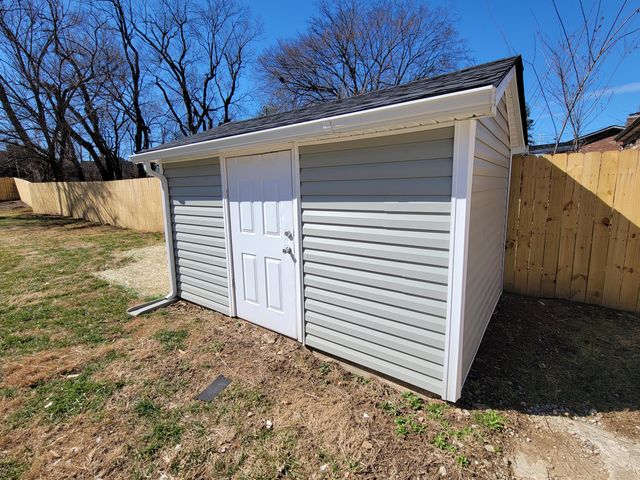 722 Seattle Drive, Lexington, KY 40503