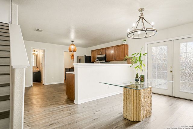 3551 Sage, San Antonio, TX 78222