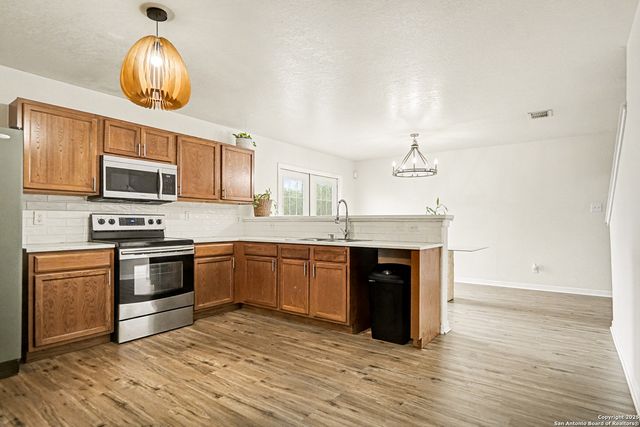 3551 Sage, San Antonio, TX 78222