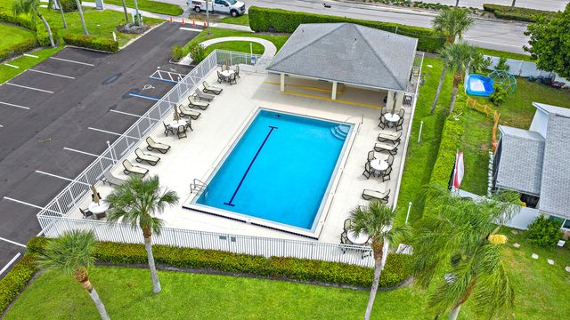 218 Wandering Trail, Jupiter, FL 33458
