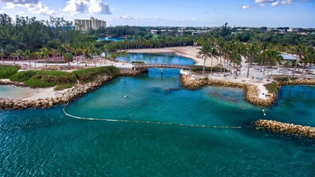 218 Wandering Trail, Jupiter, FL 33458