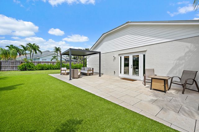 218 Wandering Trail, Jupiter, FL 33458