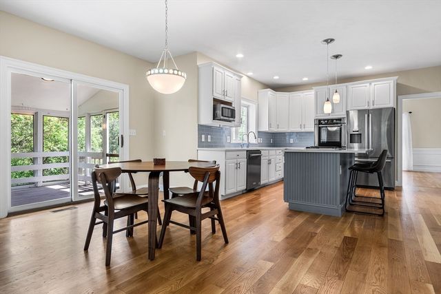 45 Piccadilly Way, Westborough, MA 01581