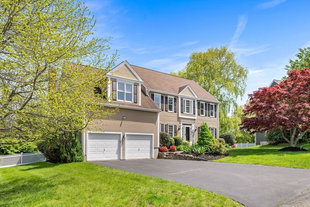 45 Piccadilly Way, Westborough, MA 01581