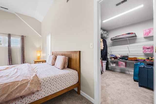 45 Piccadilly Way, Westborough, MA 01581