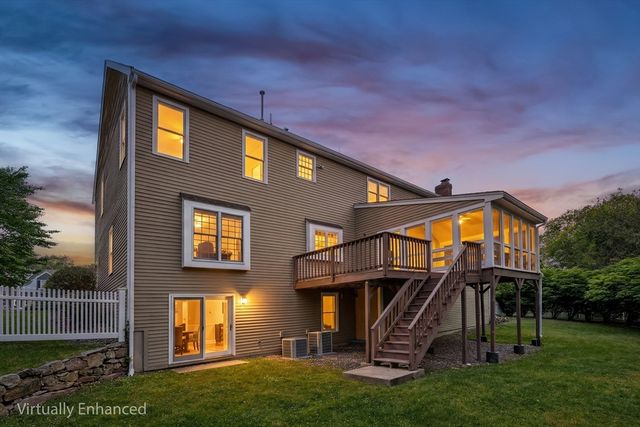 45 Piccadilly Way, Westborough, MA 01581