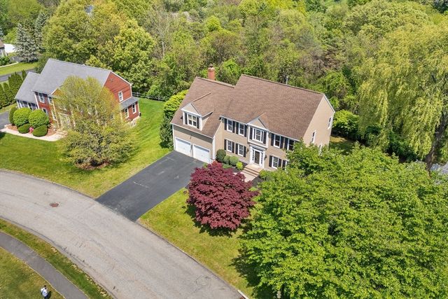 45 Piccadilly Way, Westborough, MA 01581
