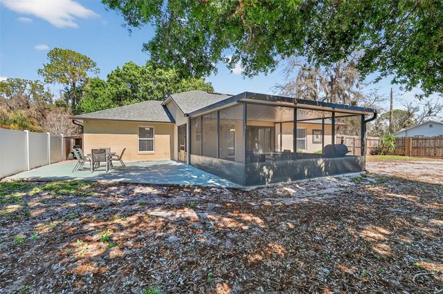 11748 OCKLAWAHA DRIVE, Leesburg, FL 34788