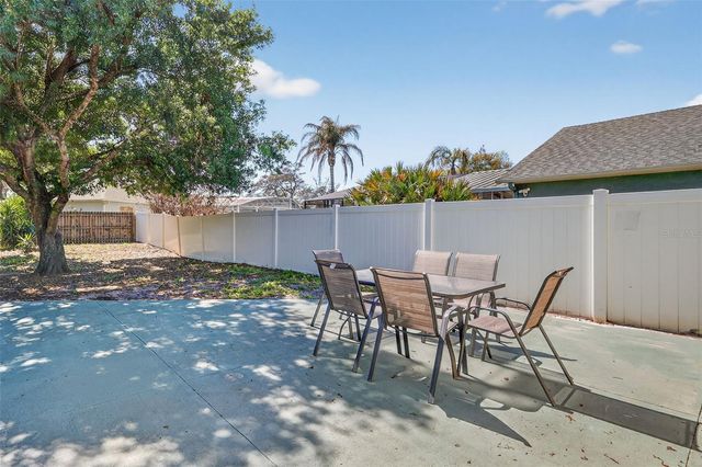 11748 OCKLAWAHA DRIVE, Leesburg, FL 34788