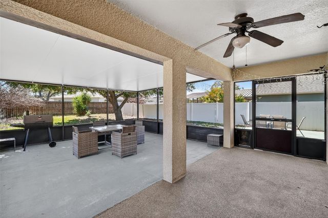 11748 OCKLAWAHA DRIVE, Leesburg, FL 34788