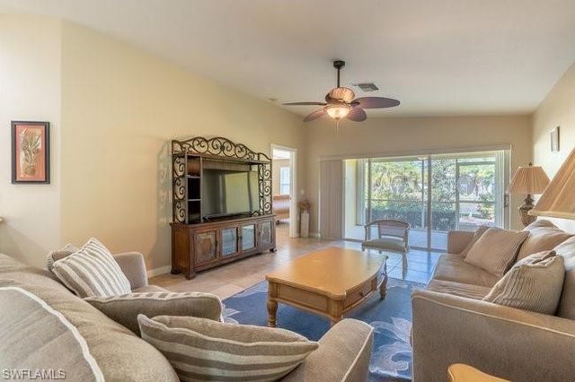 8623 Erice CT, Naples, FL 34114