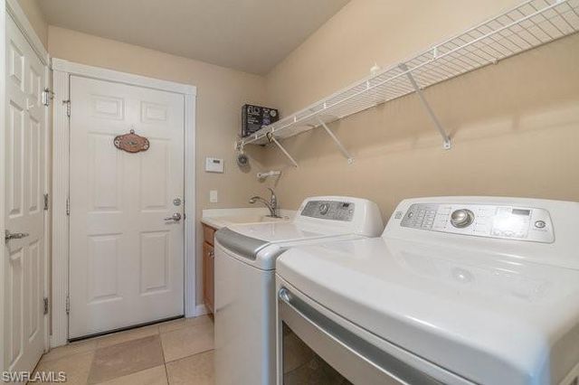 8623 Erice CT, Naples, FL 34114