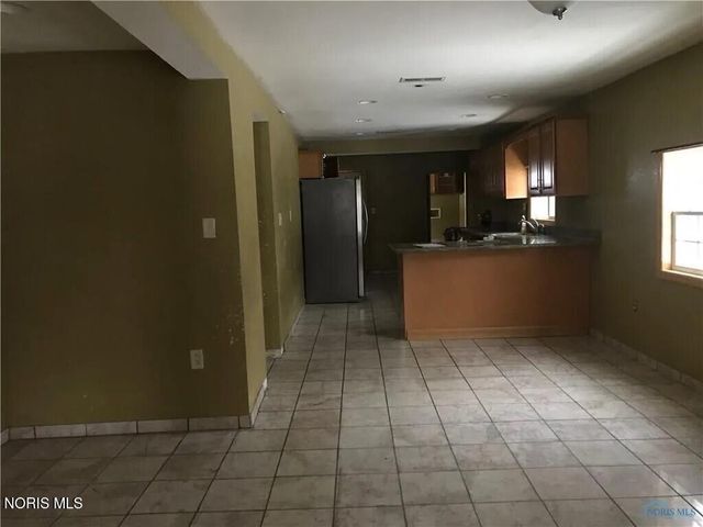 5539 Fenwick Drive, Toledo, OH 43623