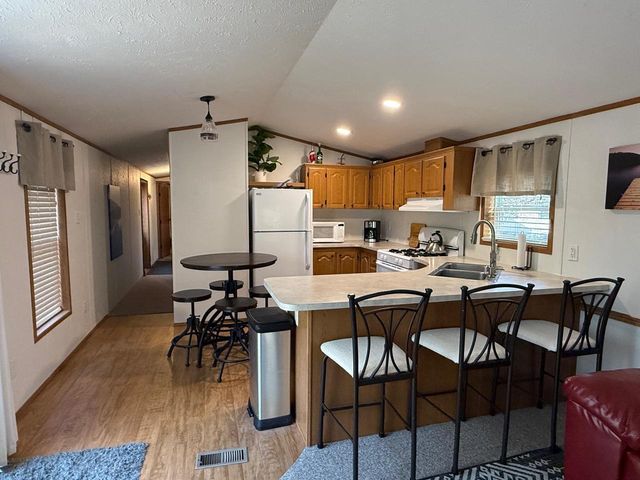 W5008 S PATHFINDER CIRCLE, Shawano, WI 54166