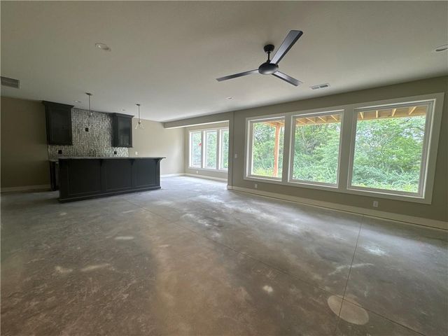 2717 NE 91st Place, Kansas City, MO 64156