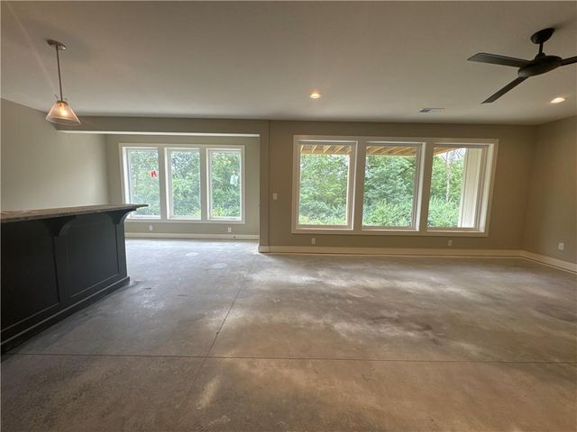 2717 NE 91st Place, Kansas City, MO 64156